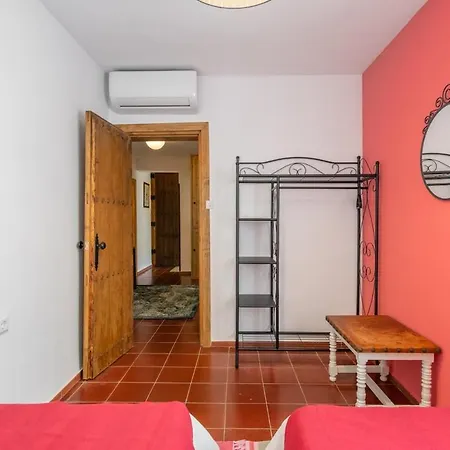 Ayma Zalea Real Holiday home